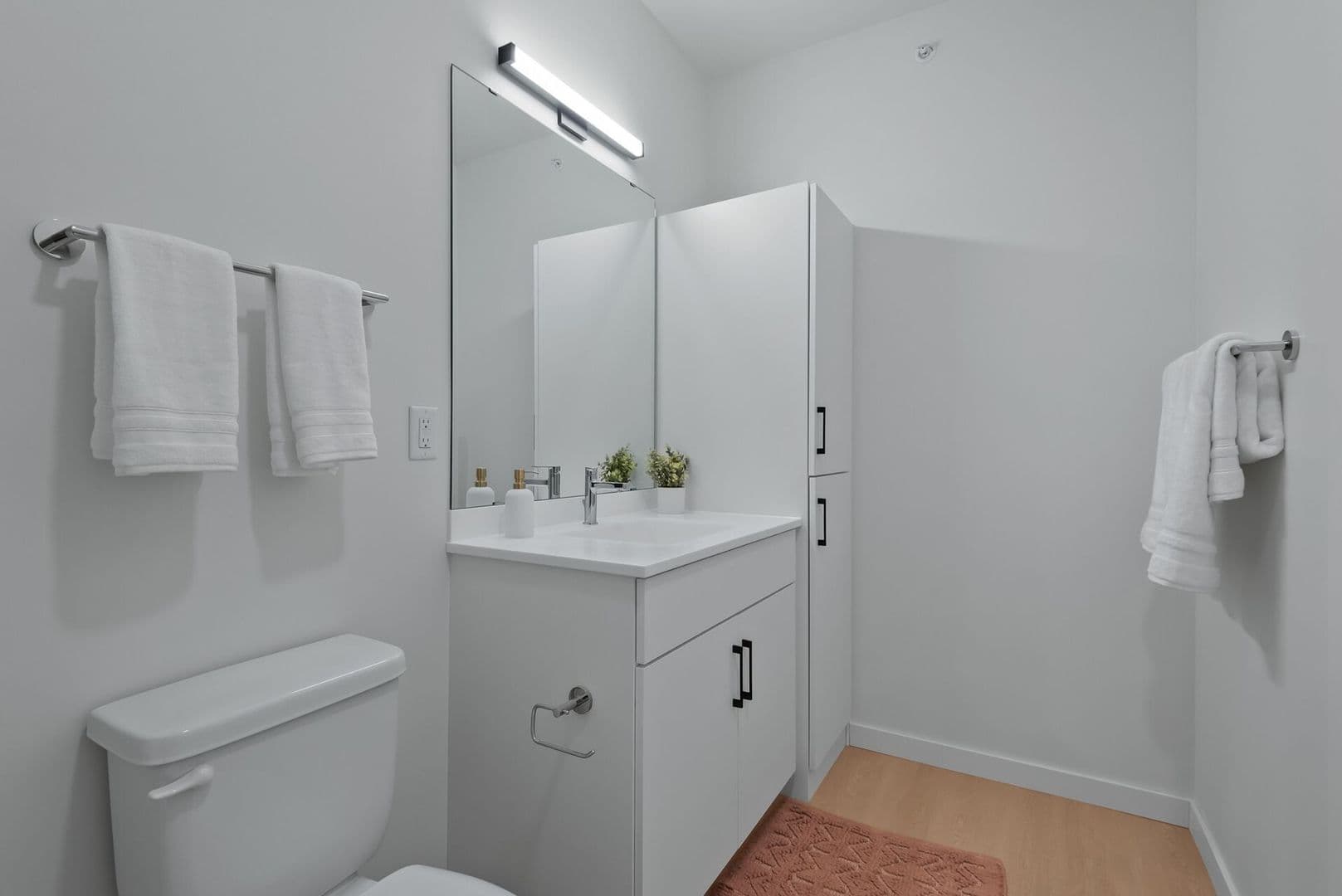 Minneapolis Apartment: 4222 Nicollet Avenue South