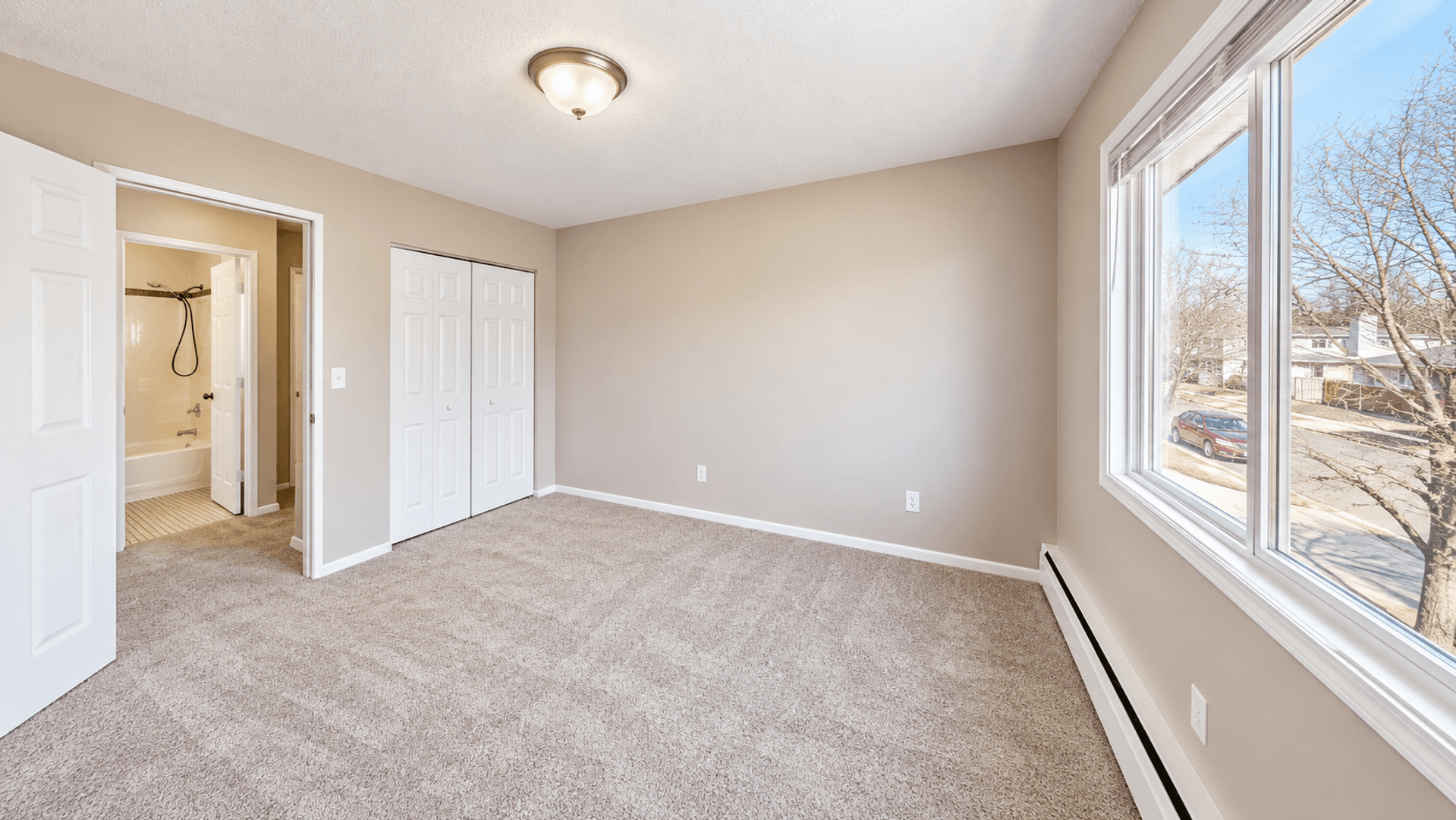 Minneapolis Apartment: 801 21st Avenue North