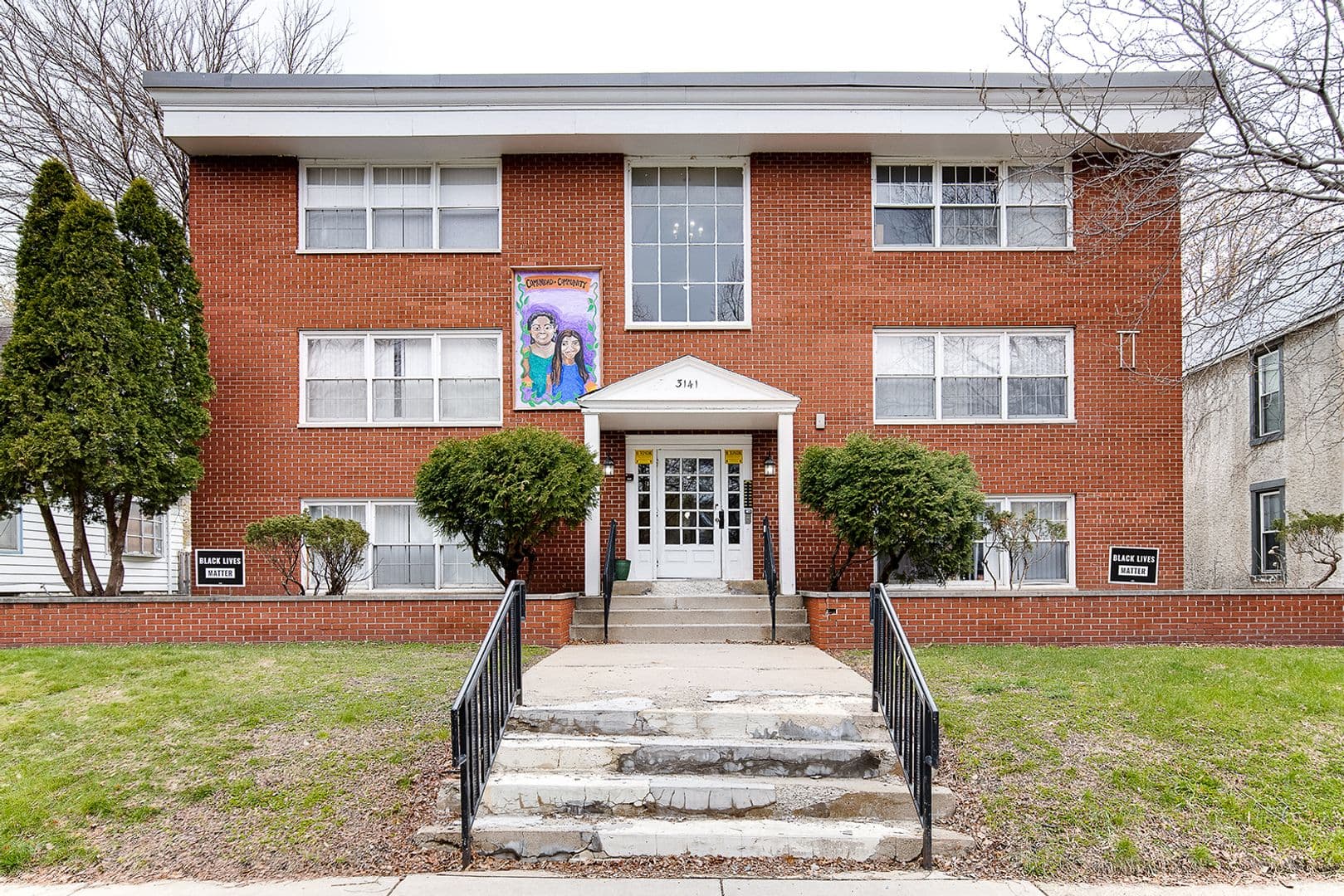 Minneapolis Apartment: 3141 22nd Ave South