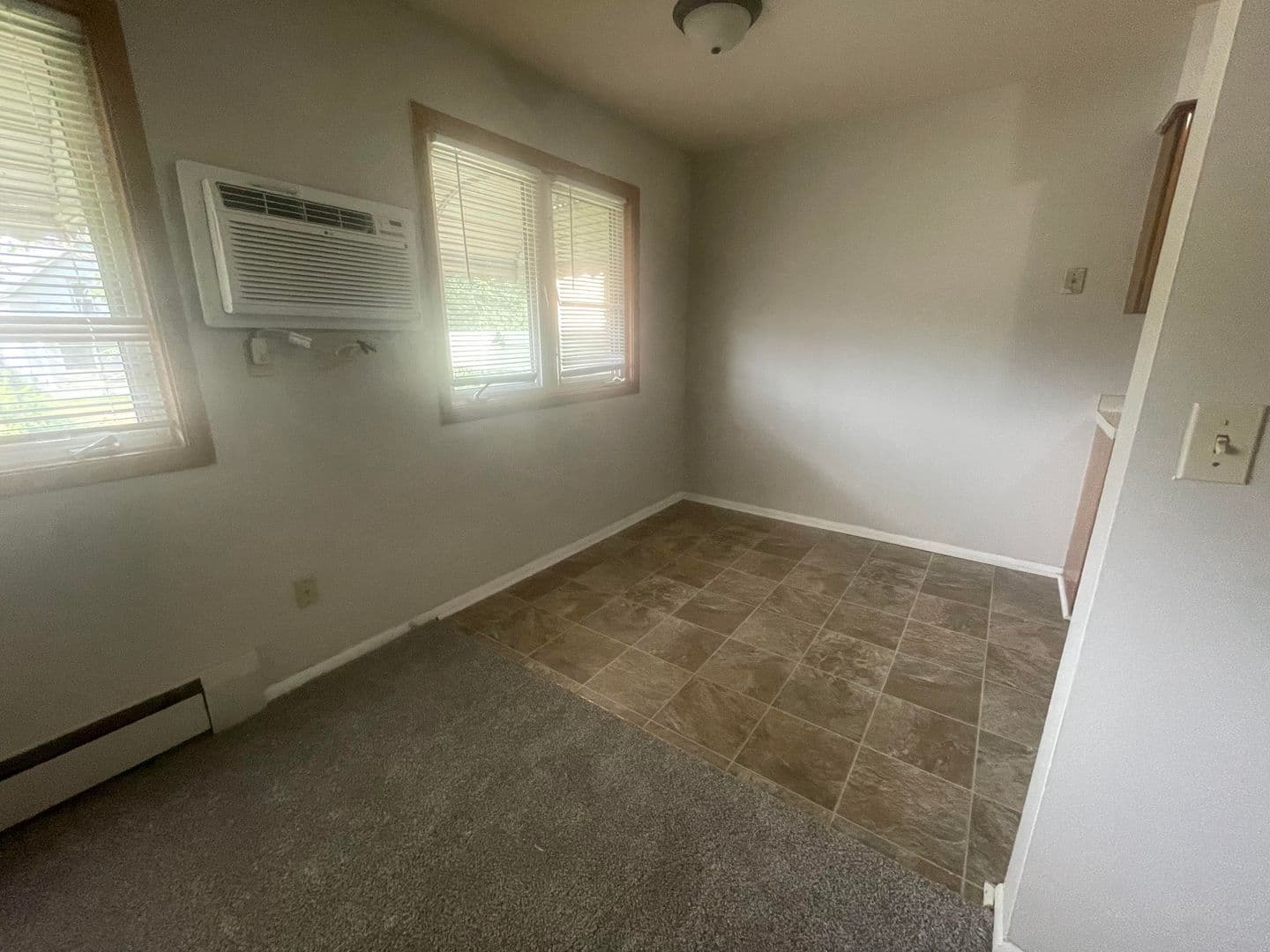 Minneapolis Apartment: 3230 Penn Avenue North