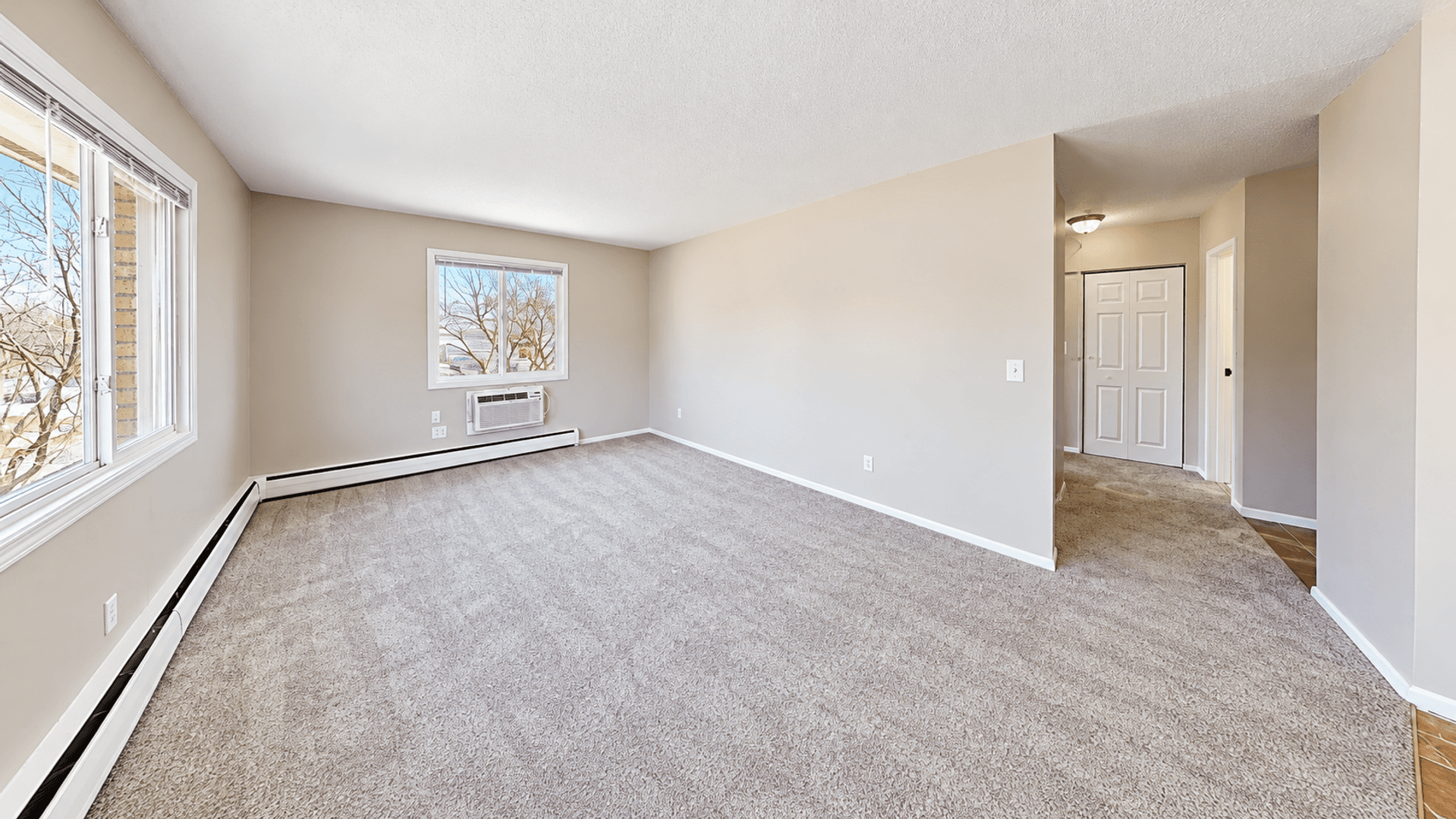 Minneapolis Apartment: 801 21st Avenue North