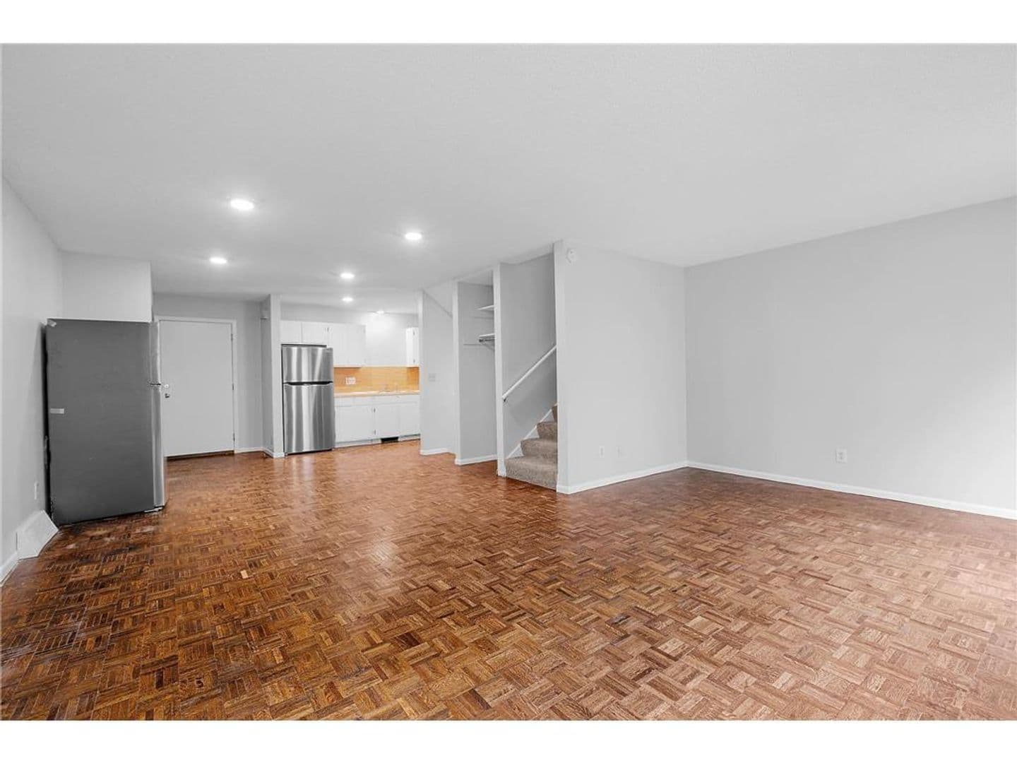 Minneapolis Apartment: 941-951 17th Ave SE & 942 15th Ave SE