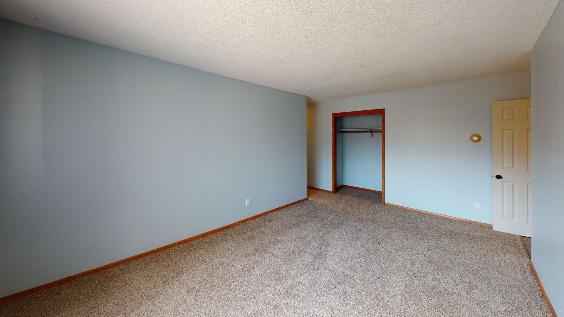 Minneapolis Apartment: 3230 Penn Avenue North