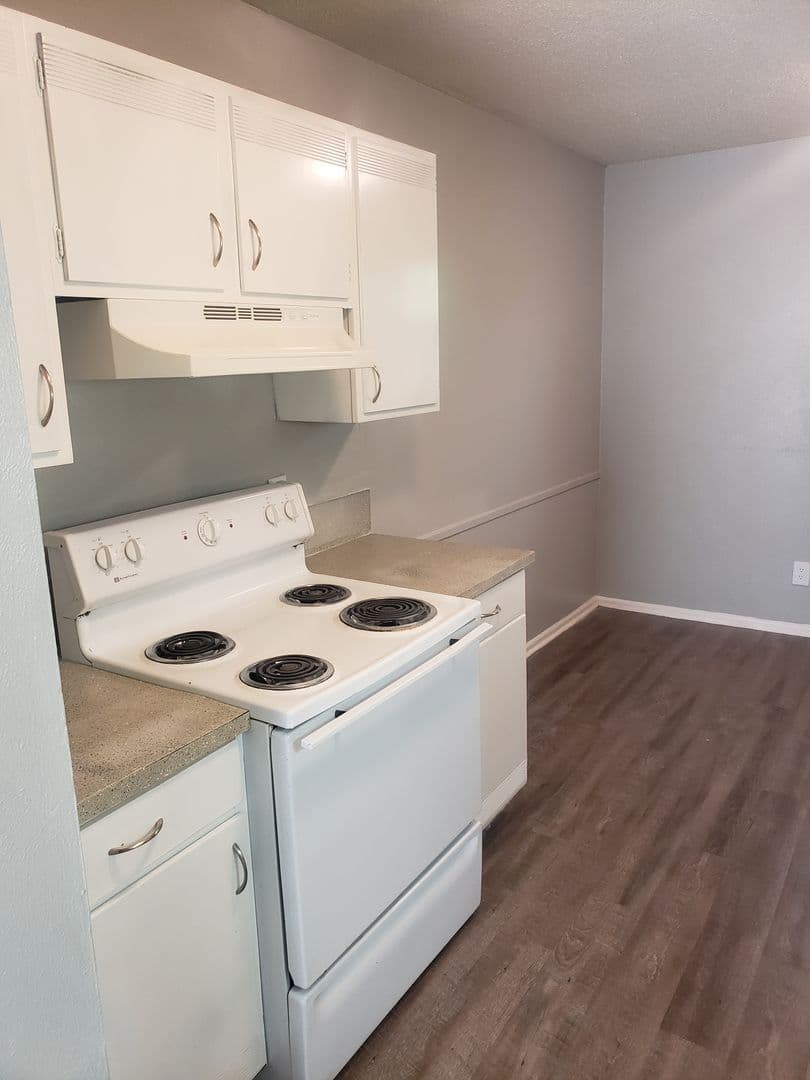 Lubbock Apartment: 2801 Slide Rd.