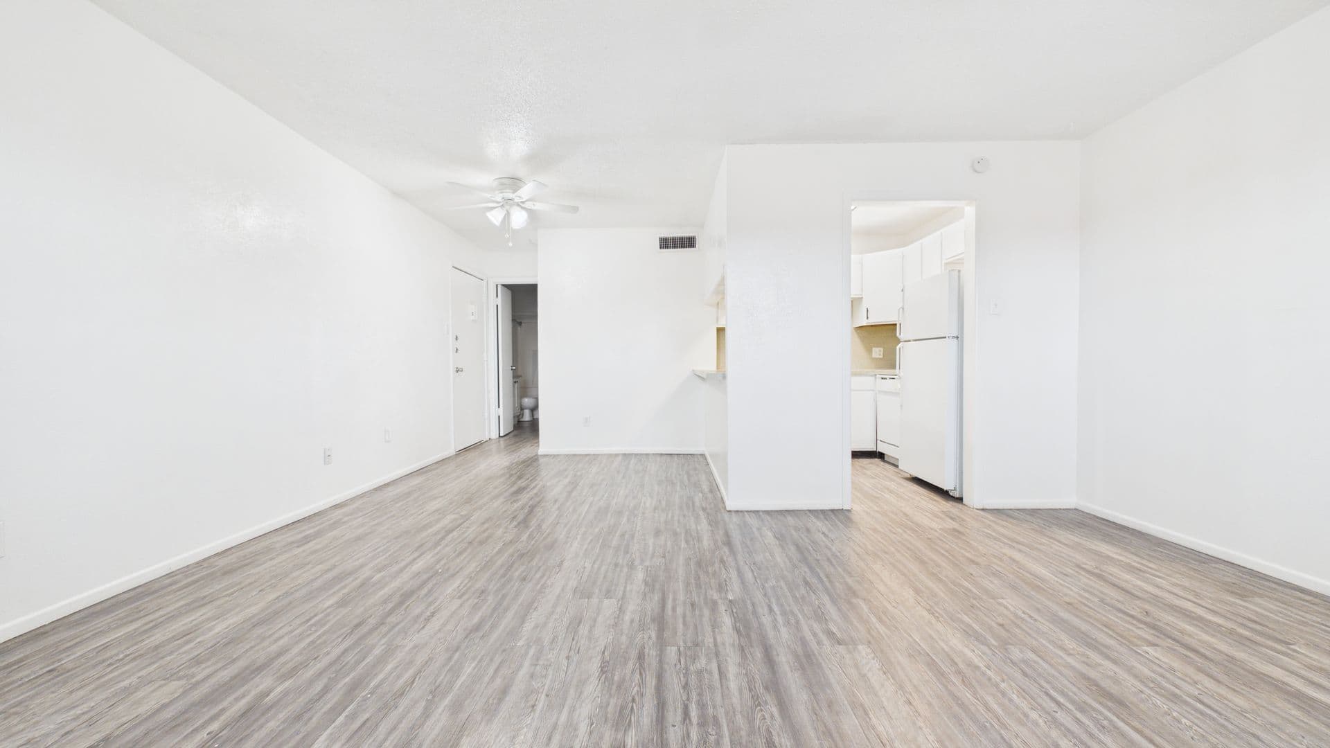 Lubbock Apartment: 2801 Slide Rd.