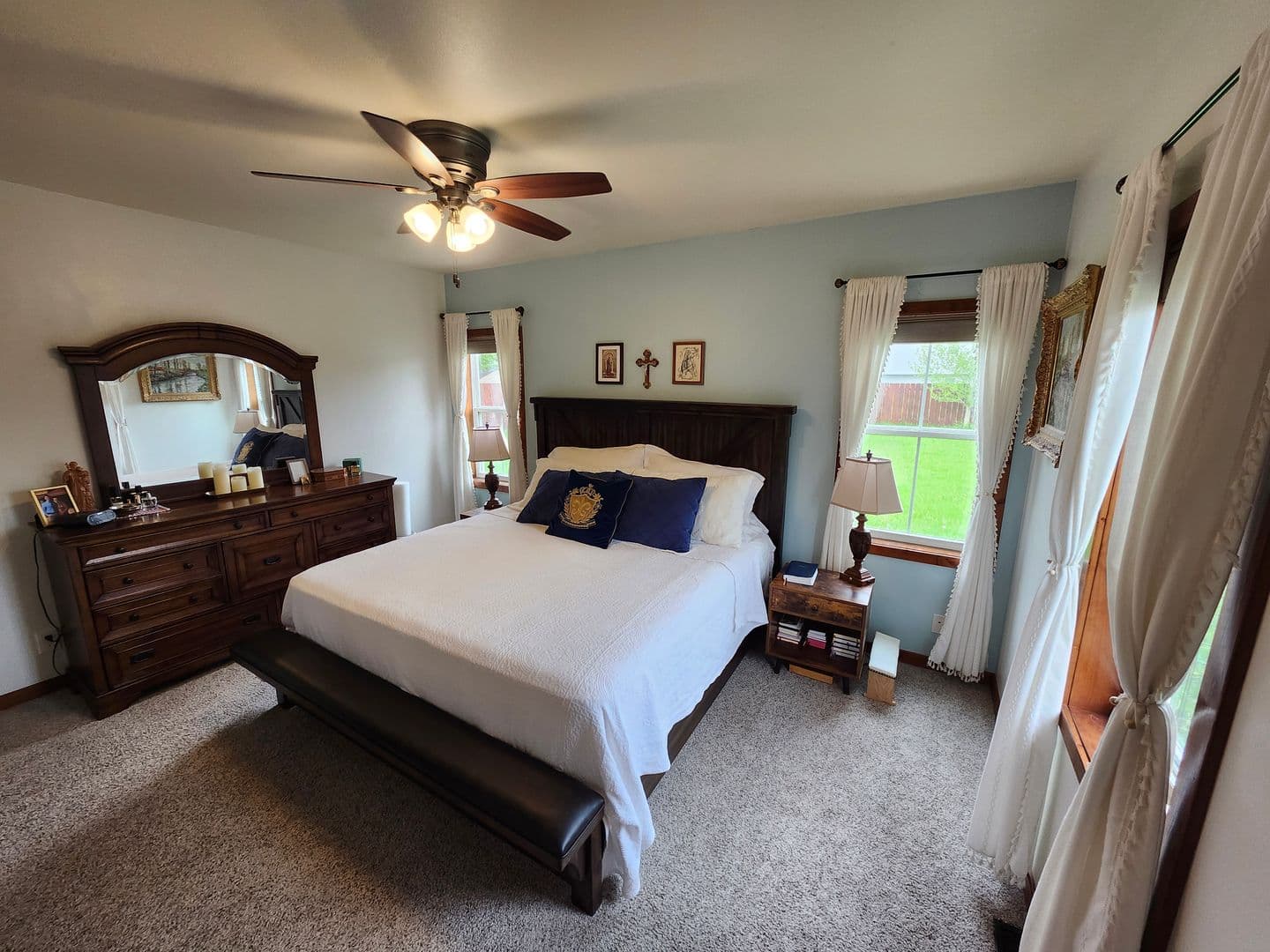 Minot House: 3013 9th St NW