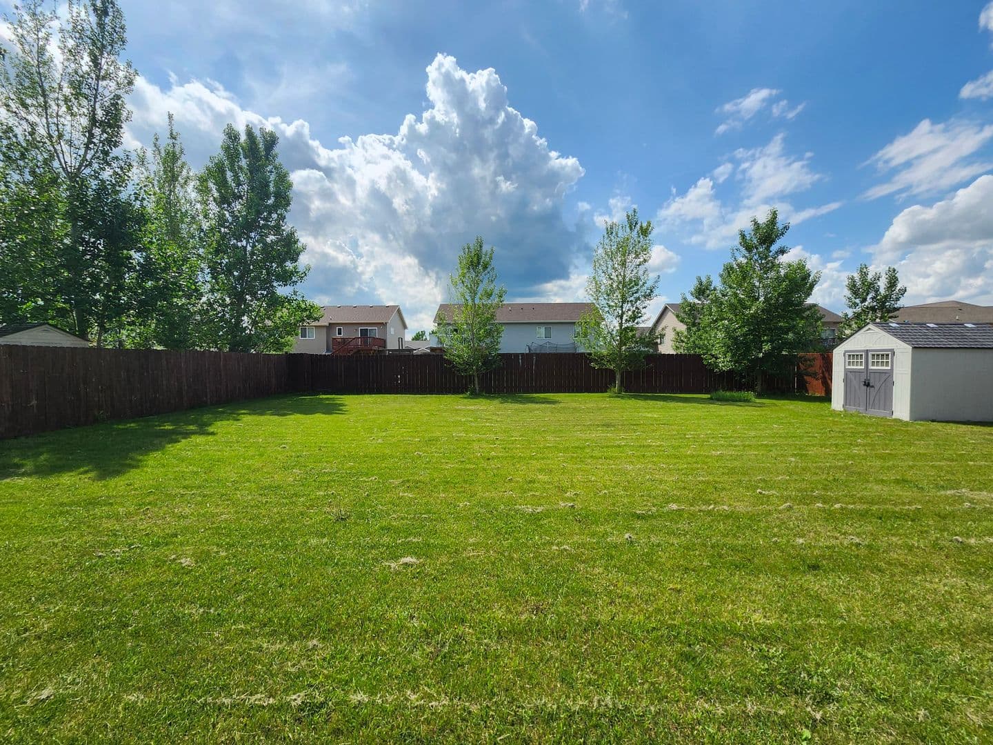 Minot House: 3013 9th St NW
