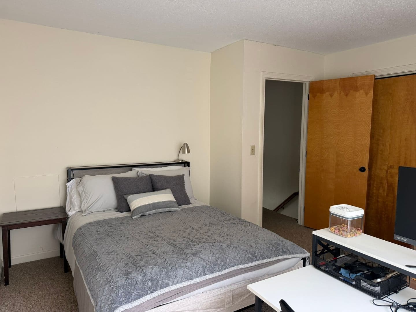 Enfield Condo: 39 Potter Lane