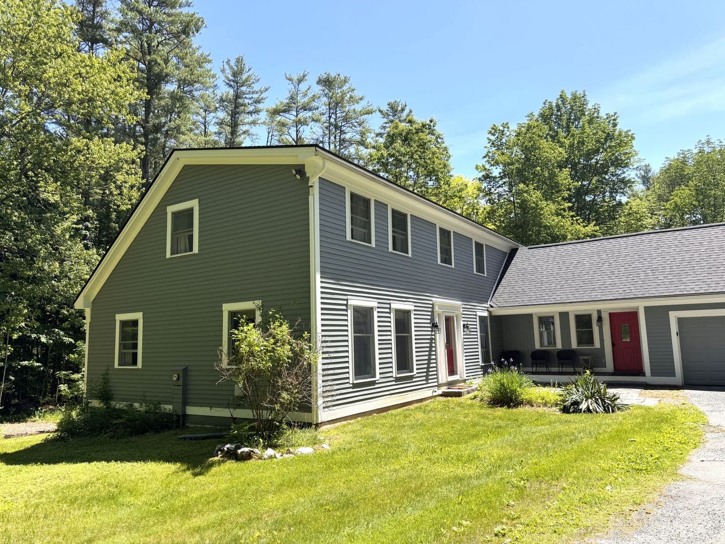 Norwich House: 476 Hawk Pine Road