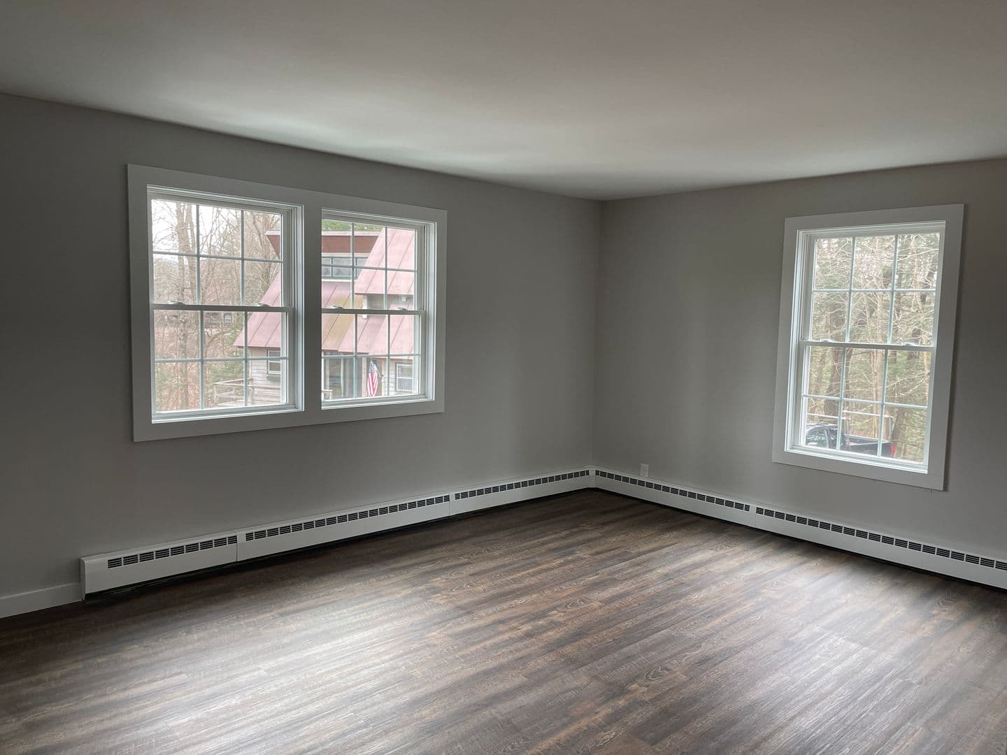 White River Junction Apartment: 87 Grovner Street