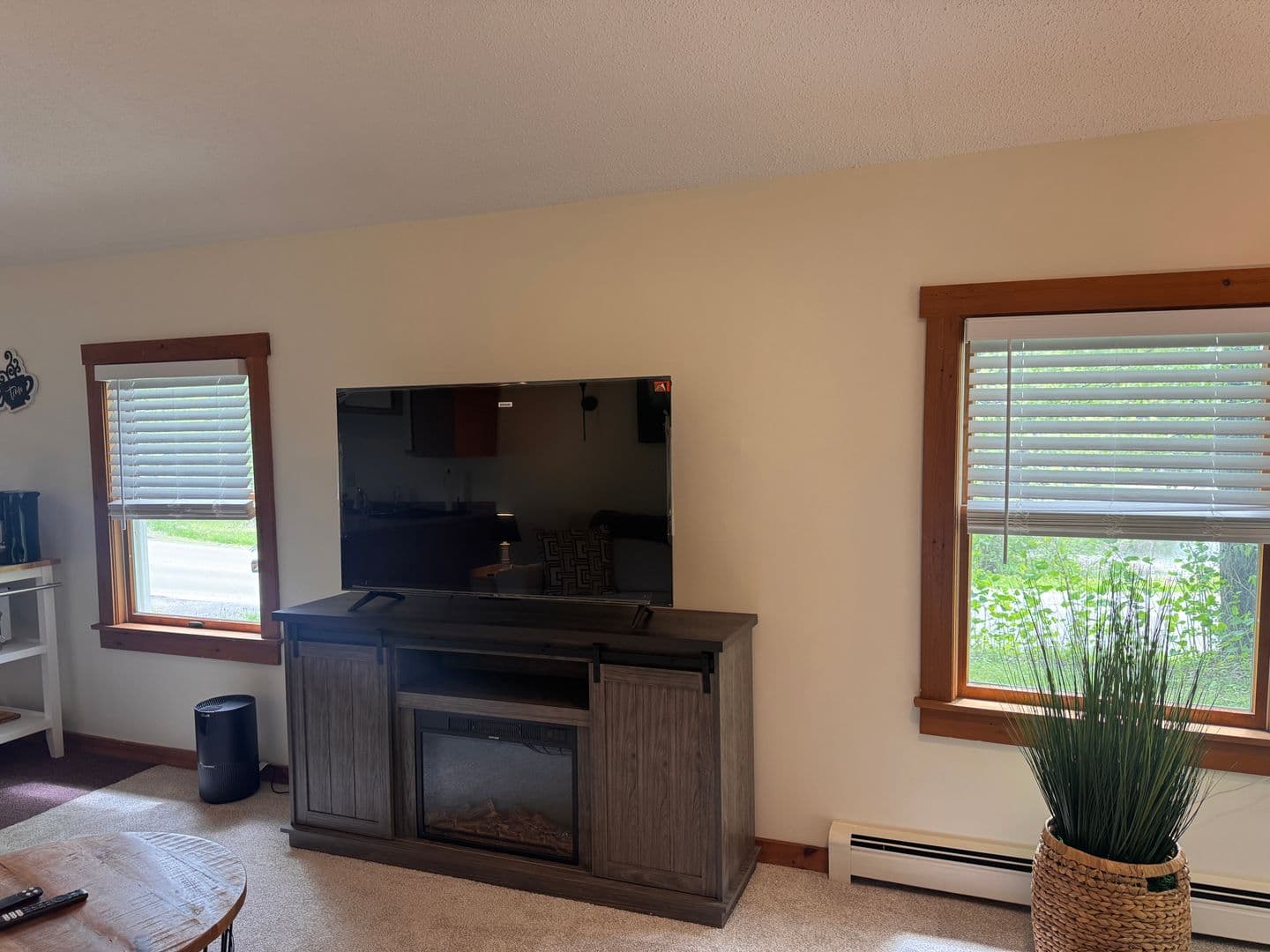 West Lebanon House: 169 Glen Road
