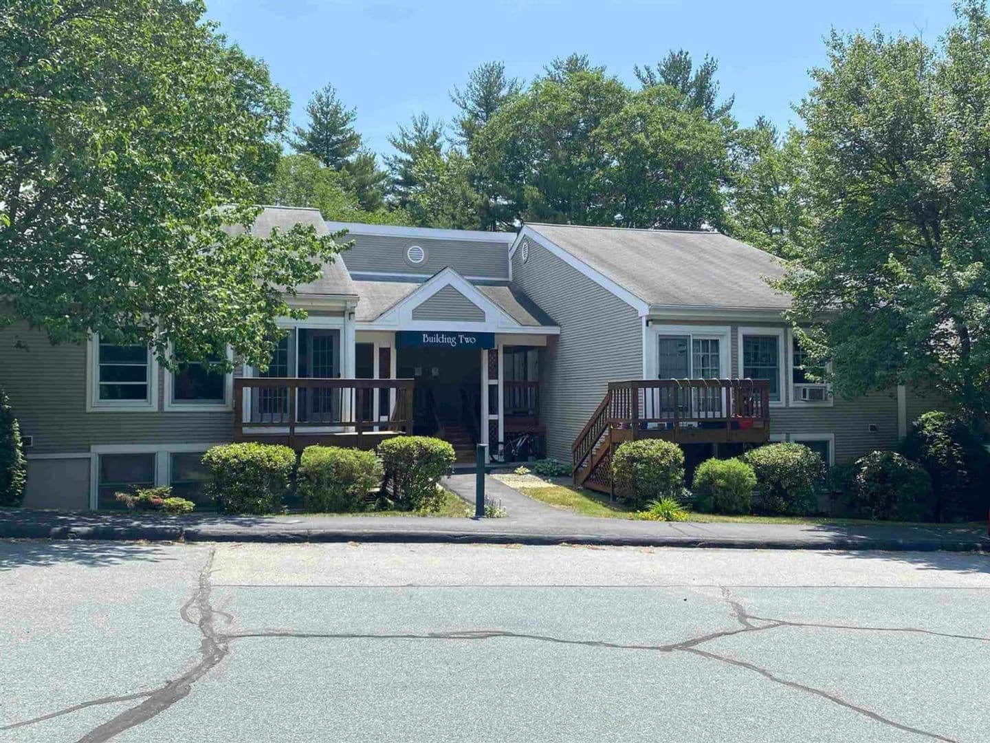 Lebanon Condo: 30 Wolf Road