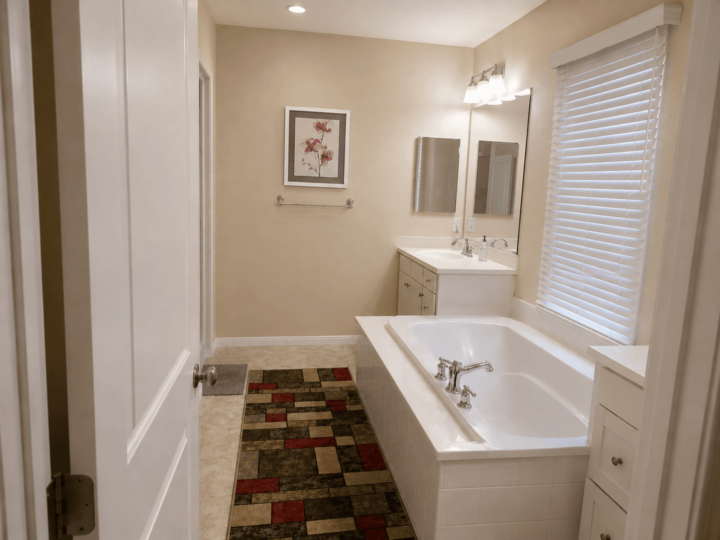 Irvine House: 108 Summer Lilac