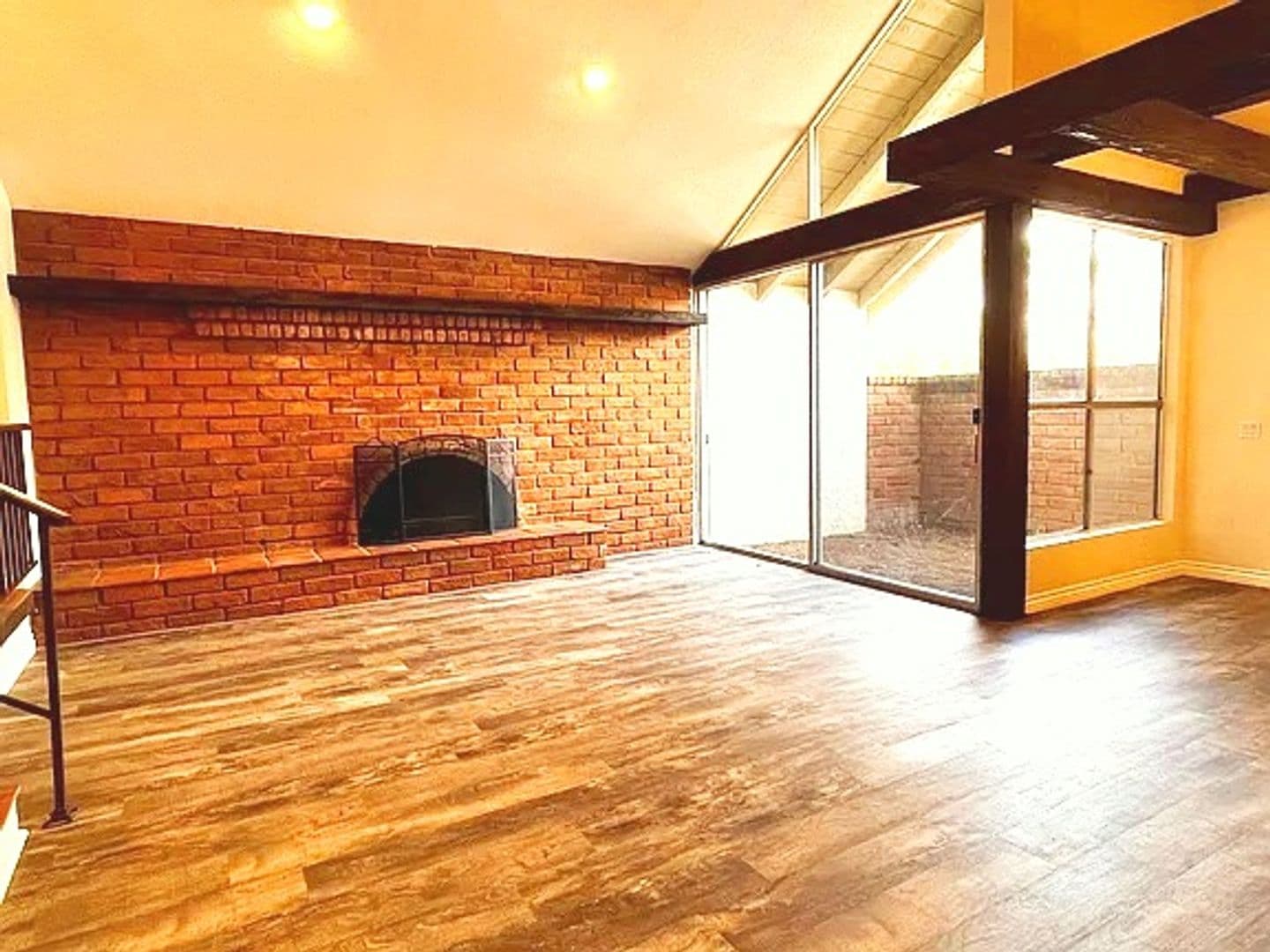 Lake Forest House: 24851 Rollingwood Rd.