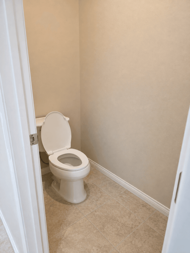 Irvine House: 108 Summer Lilac