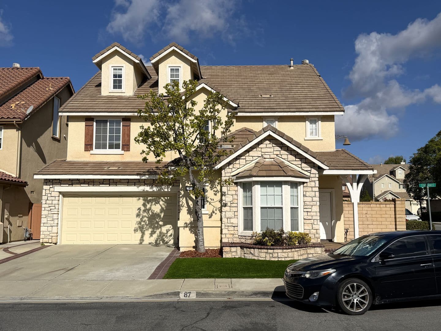 Mission Viejo House: 87 Stardance Dr.
