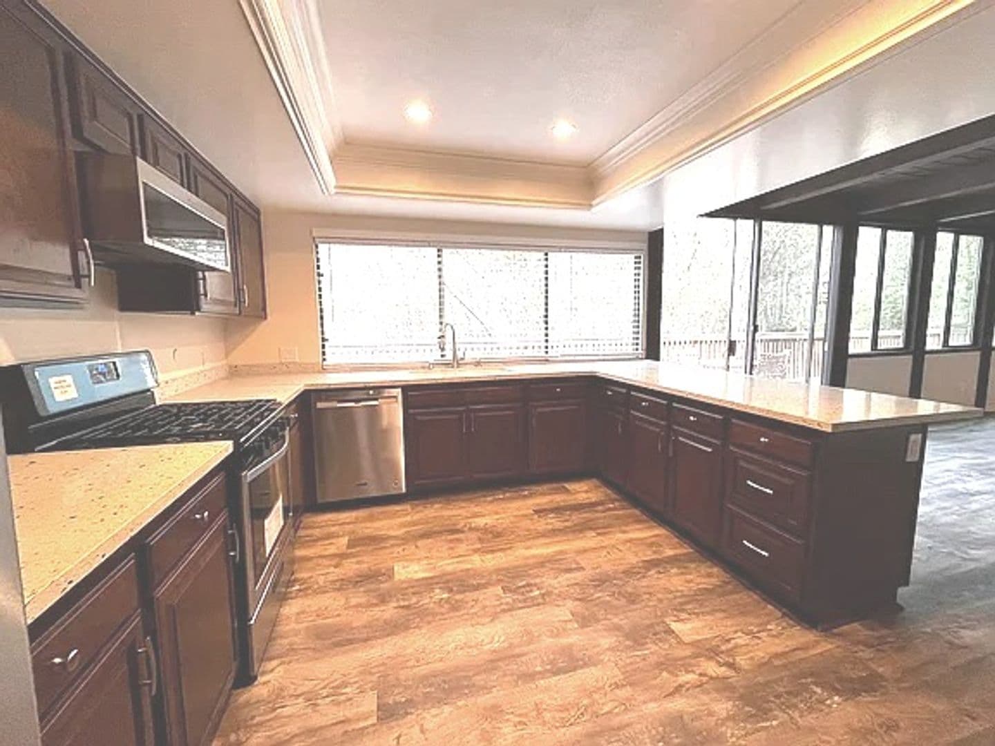 Lake Forest House: 24851 Rollingwood Rd.
