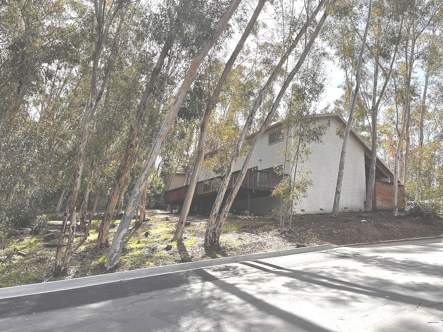 Lake Forest House: 24851 Rollingwood Rd.