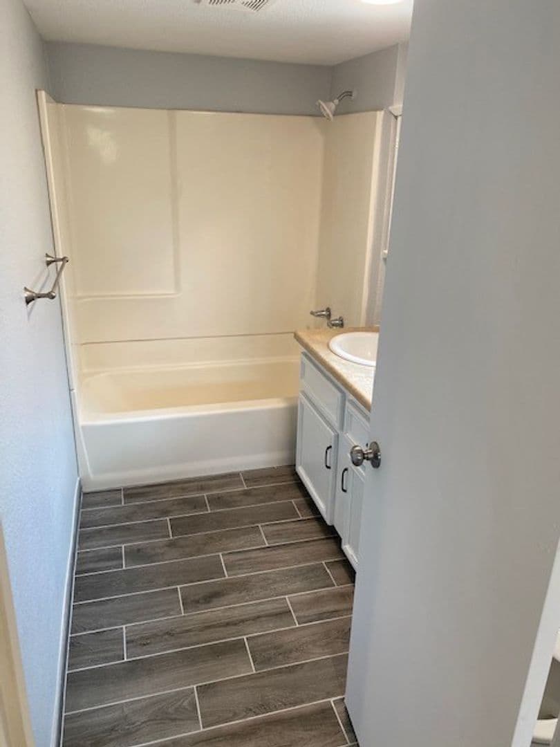 Chowchilla House: 1301 S Orange Ave
