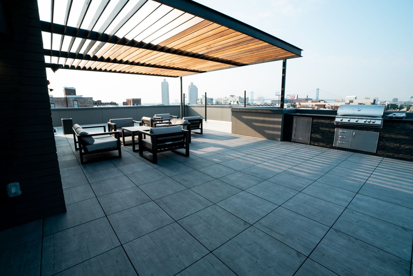 Philadelphia Apartment: 966 N 2nd St.