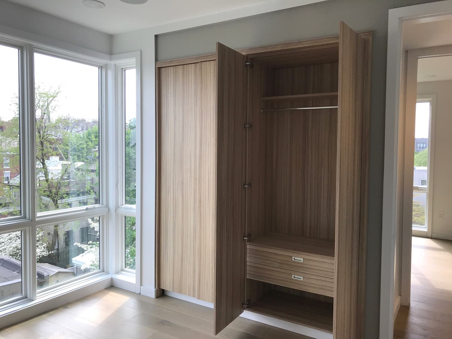 Philadelphia Apartment: 966 N 2nd St.