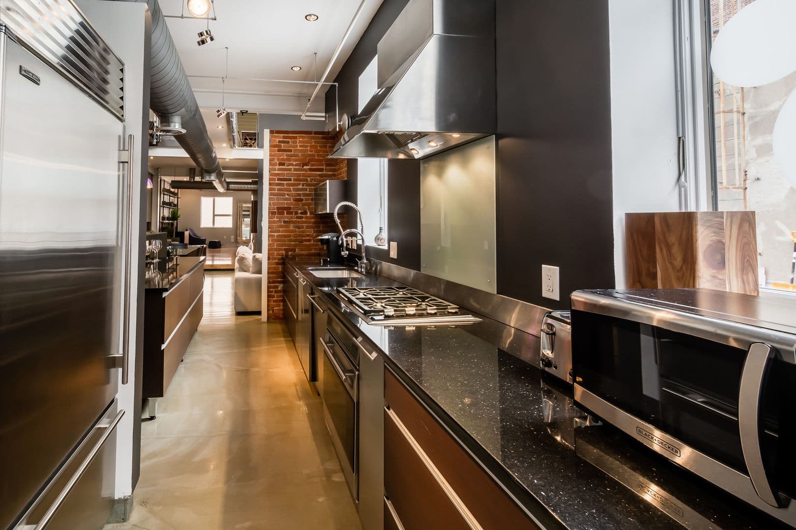 Philadelphia Apartment: 1728 Chestnut St