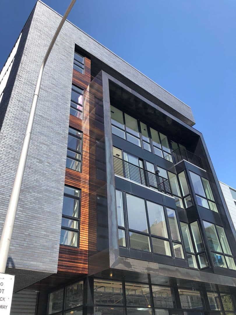 Philadelphia Apartment: 966 N 2nd St.