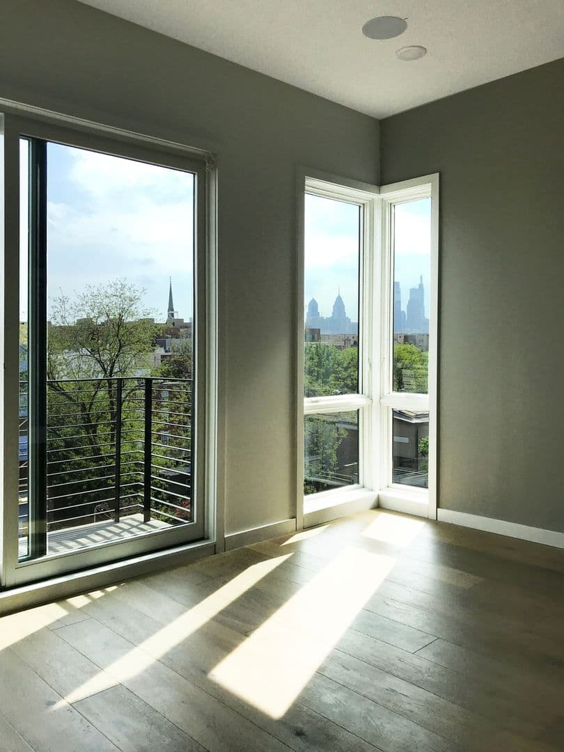 Philadelphia Apartment: 966 N 2nd St.
