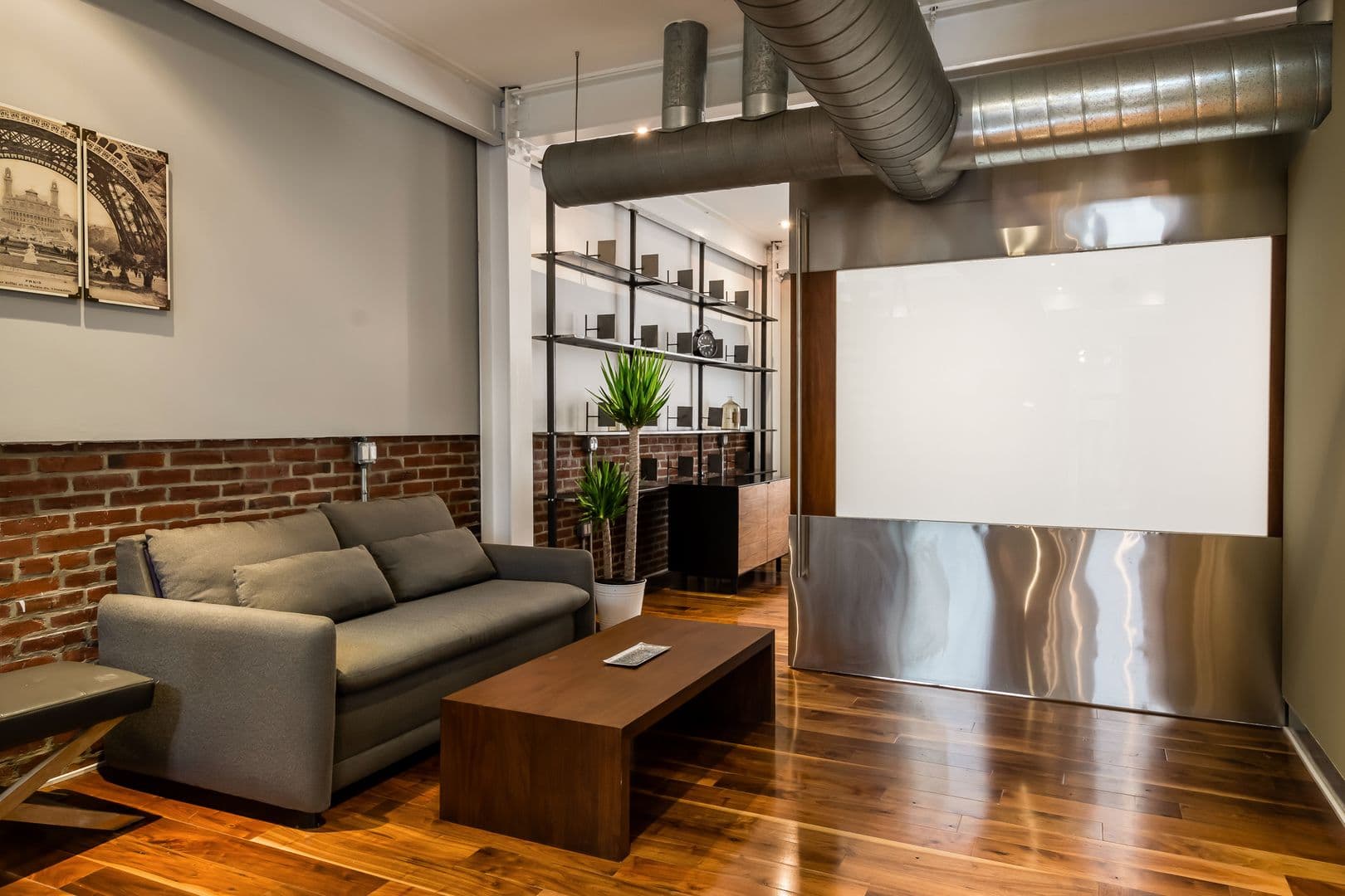 Philadelphia Apartment: 1728 Chestnut St