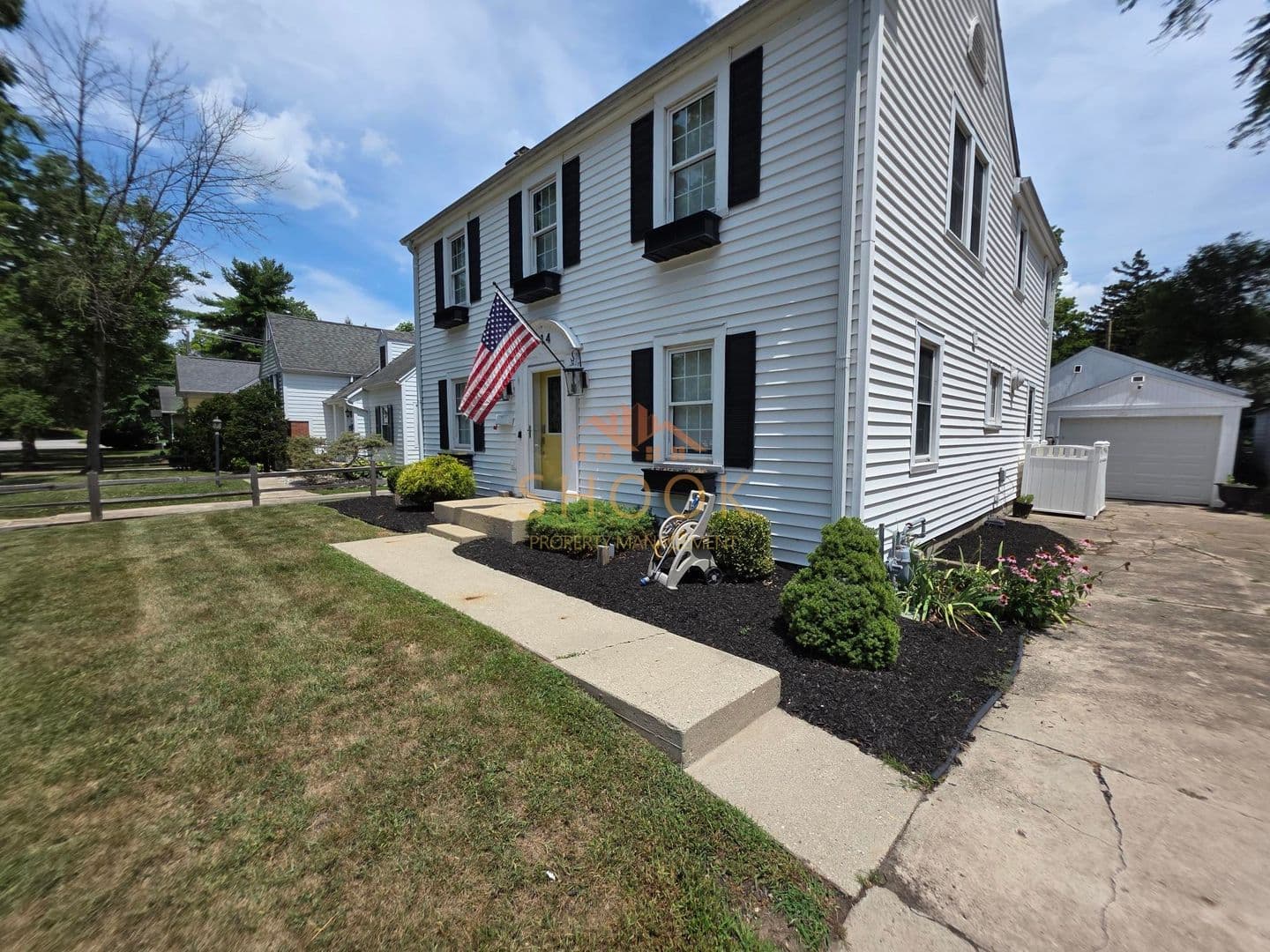 West Lafayette House: 914 Vine St