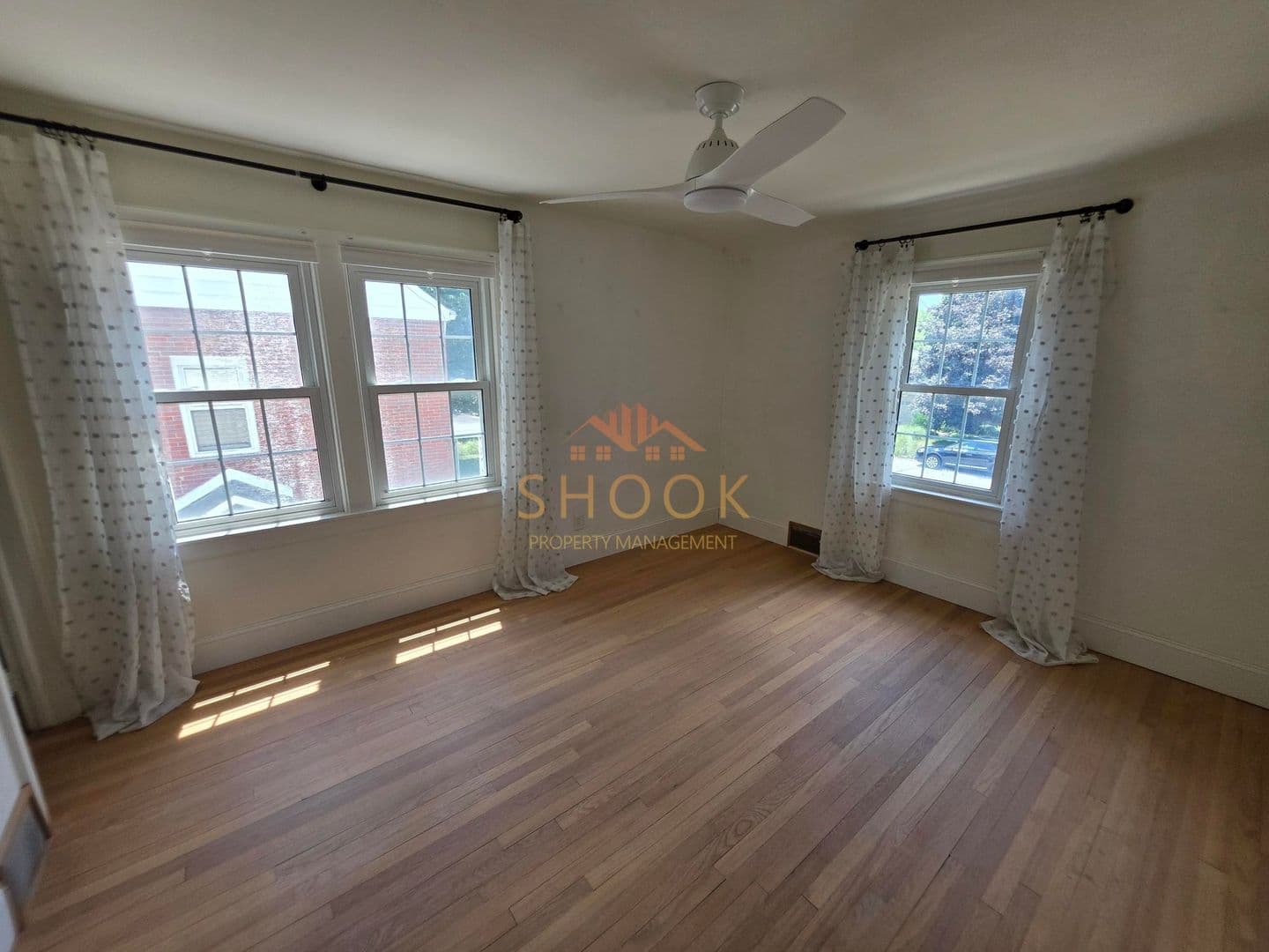 West Lafayette House: 914 Vine St