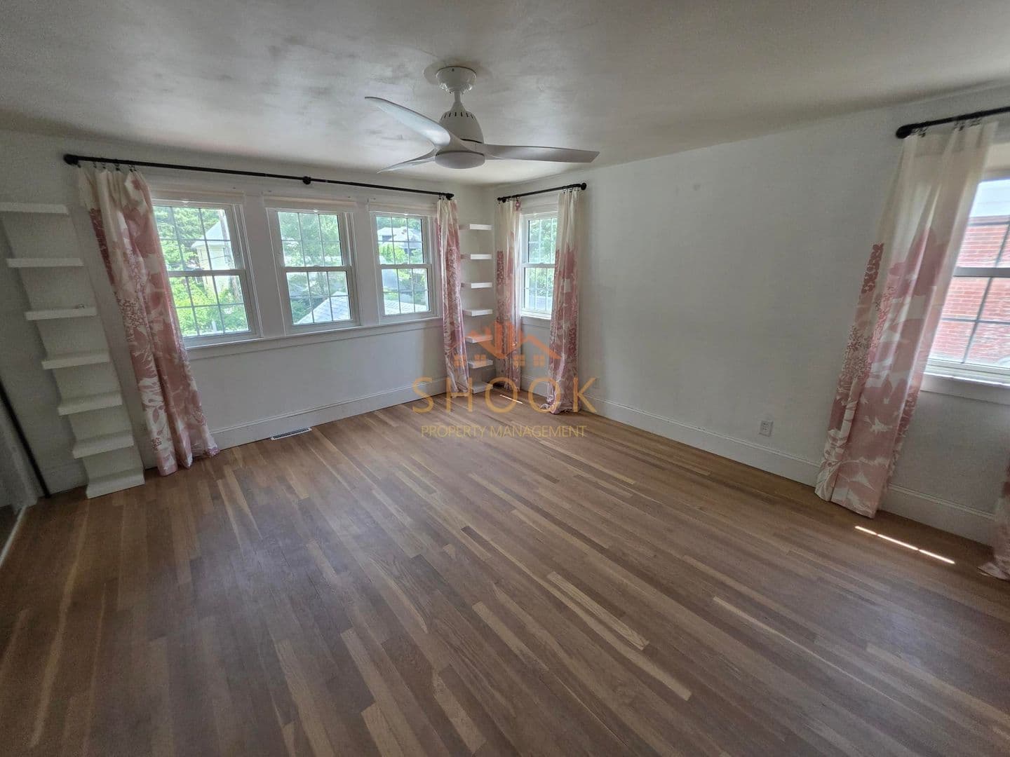 West Lafayette House: 914 Vine St