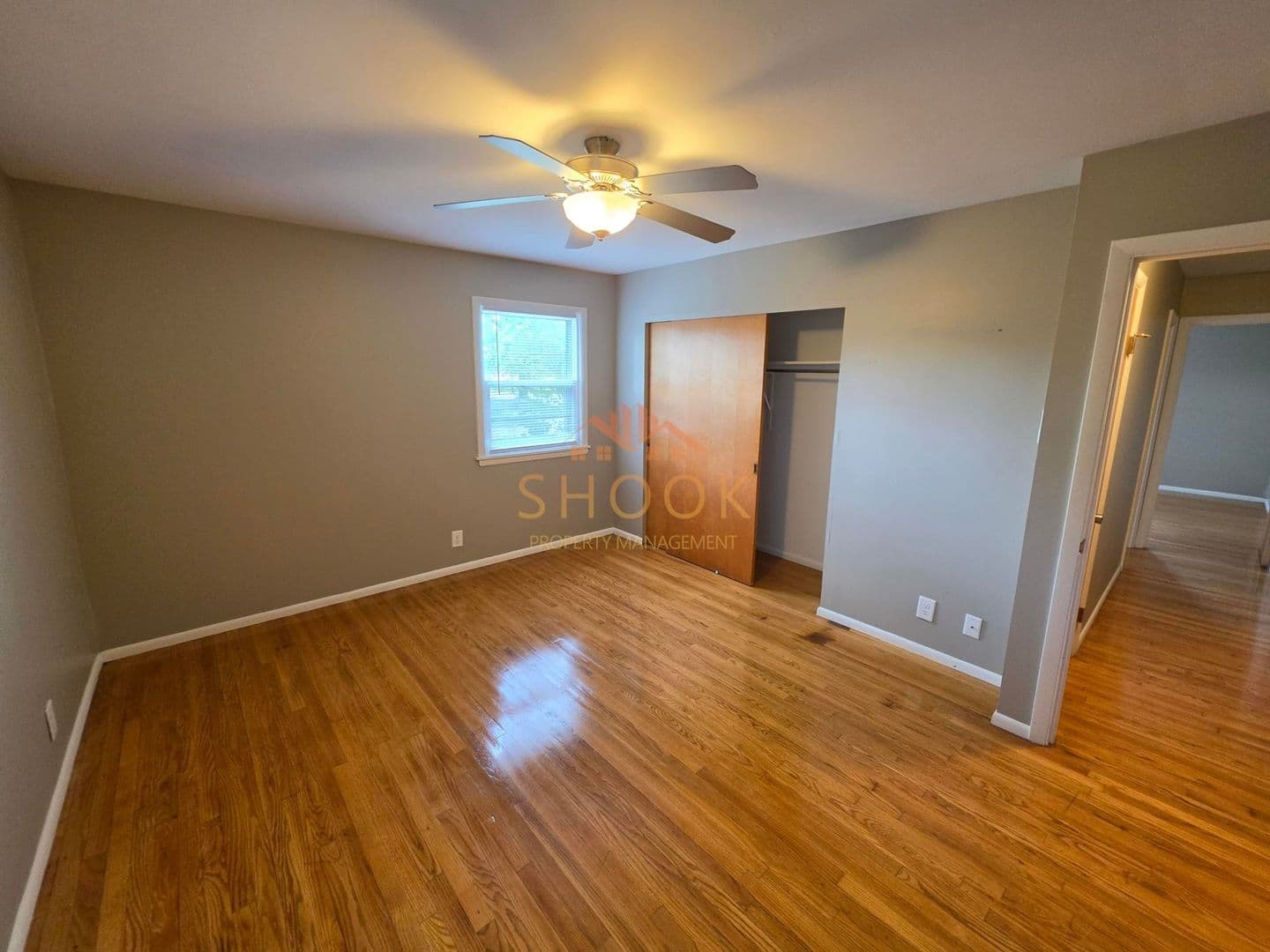 West Lafayette House: 201 W Navajo St