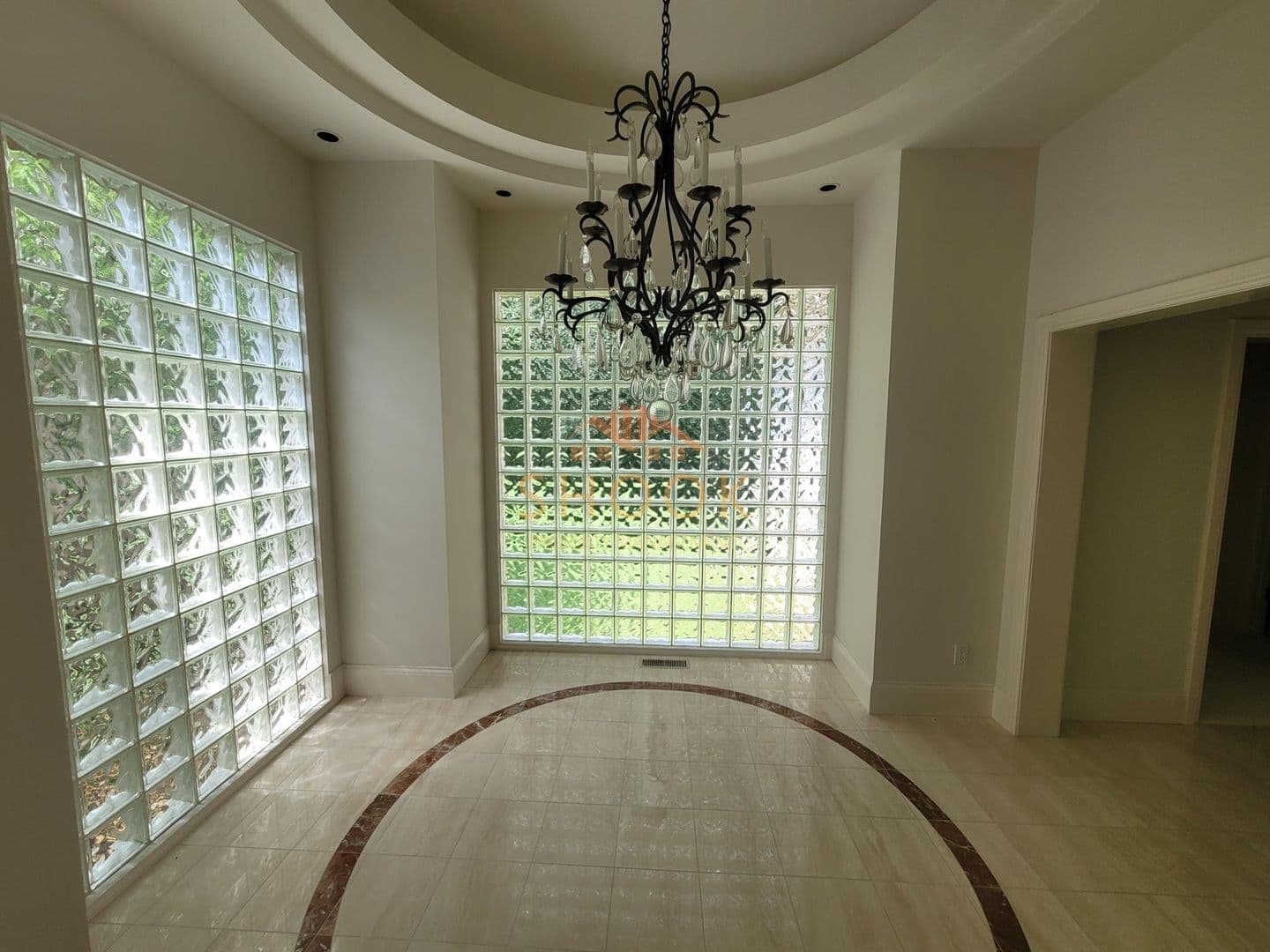 Lafayette House: 195 Stacey Hollow Lane