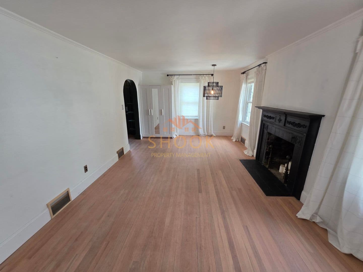 West Lafayette House: 914 Vine St