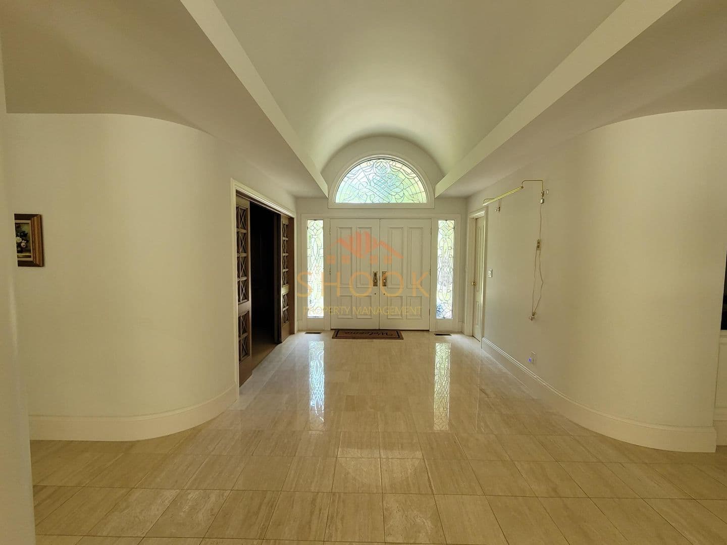 Lafayette House: 195 Stacey Hollow Lane