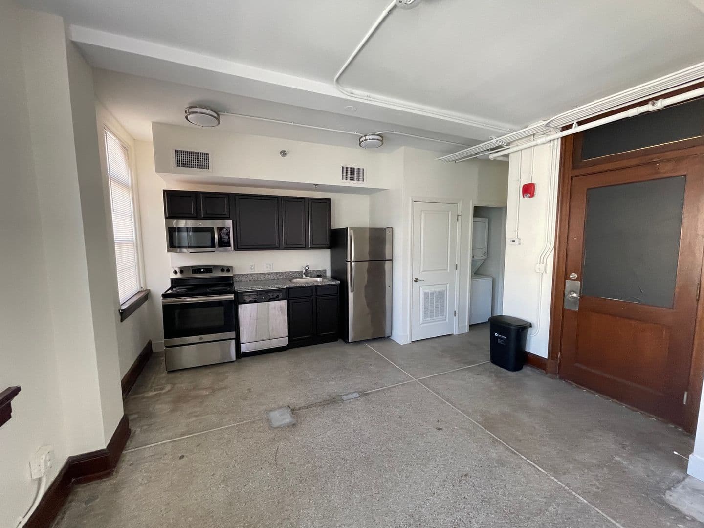 Lafayette Apartment: 217 North 6th Street