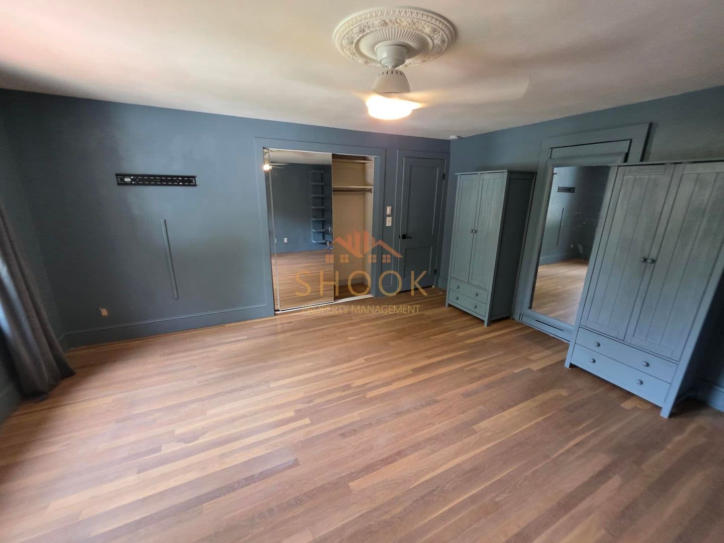 West Lafayette House: 914 Vine St