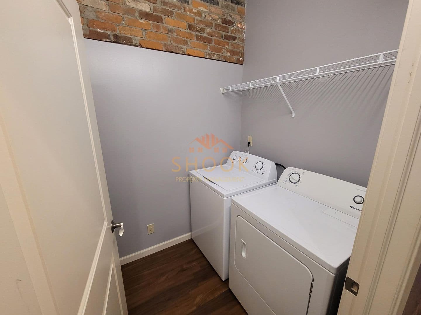 Lafayette Apartment: 102 North Third Street