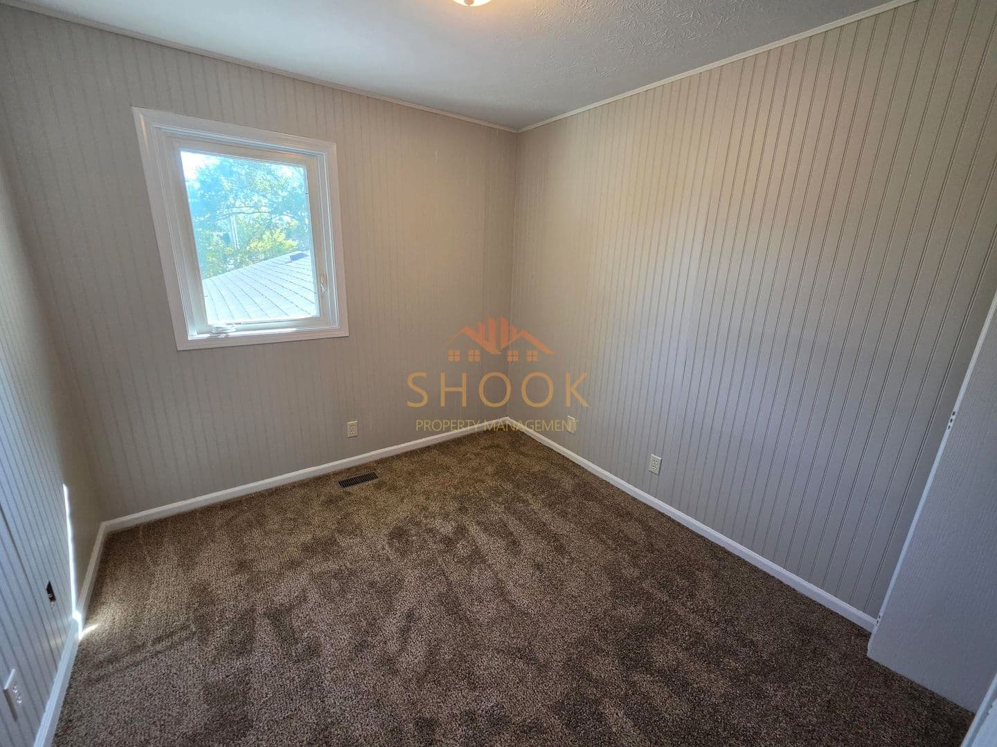 Lafayette Apartment: 409-411 Park Ave