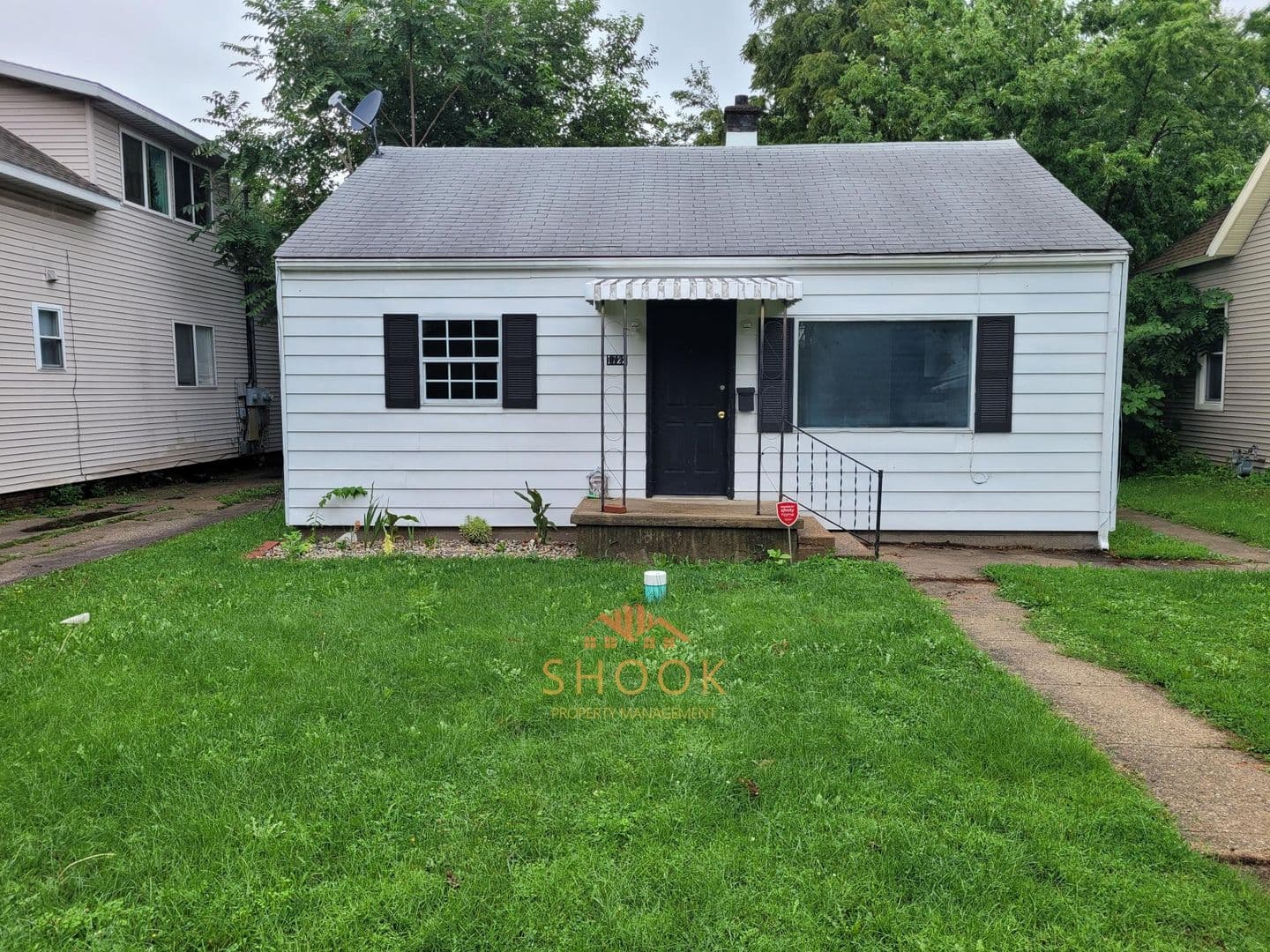 Lafayette House: 1722 Vinton St
