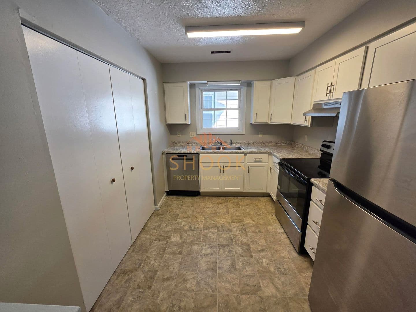 Lafayette Apartment: 409-411 Park Ave
