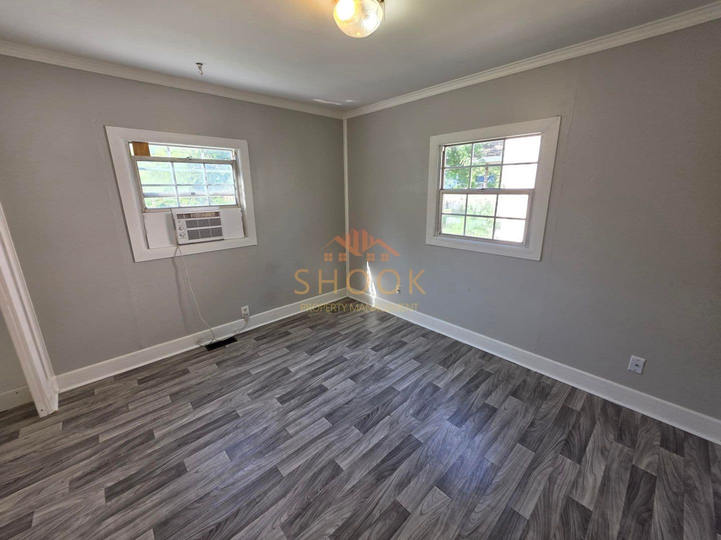 Lafayette House: 1722 Vinton St