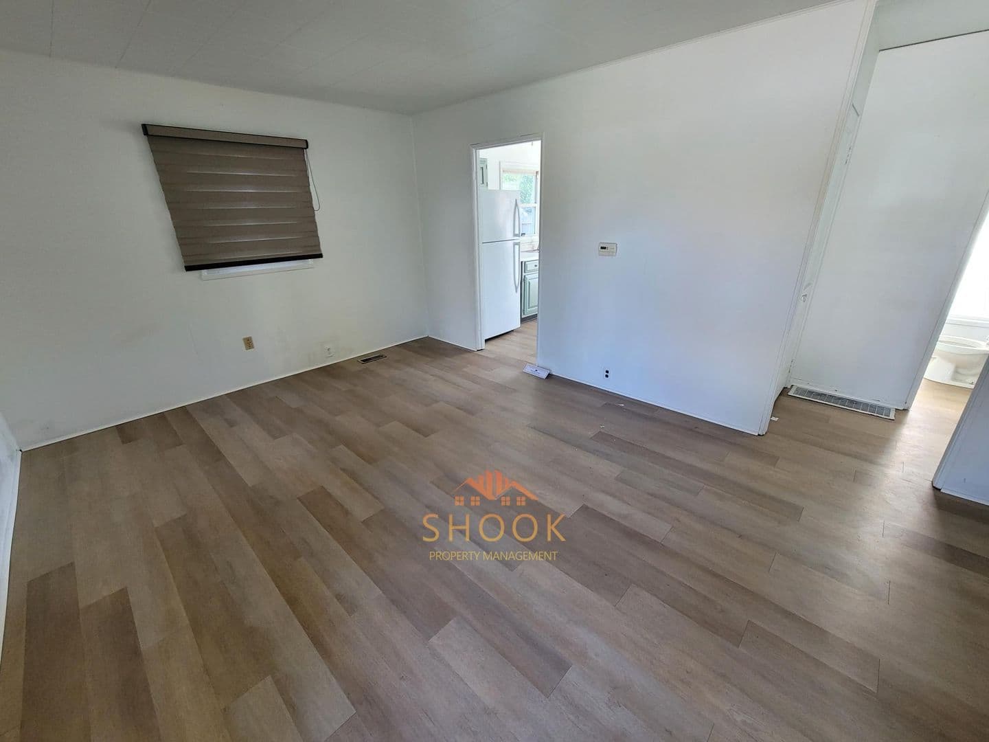 Lafayette House: 1323 Sunset Dr