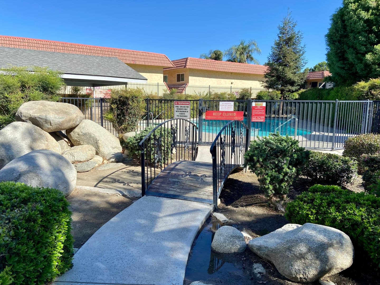 Bakersfield Condo: 7330 Stockdale Highway #19