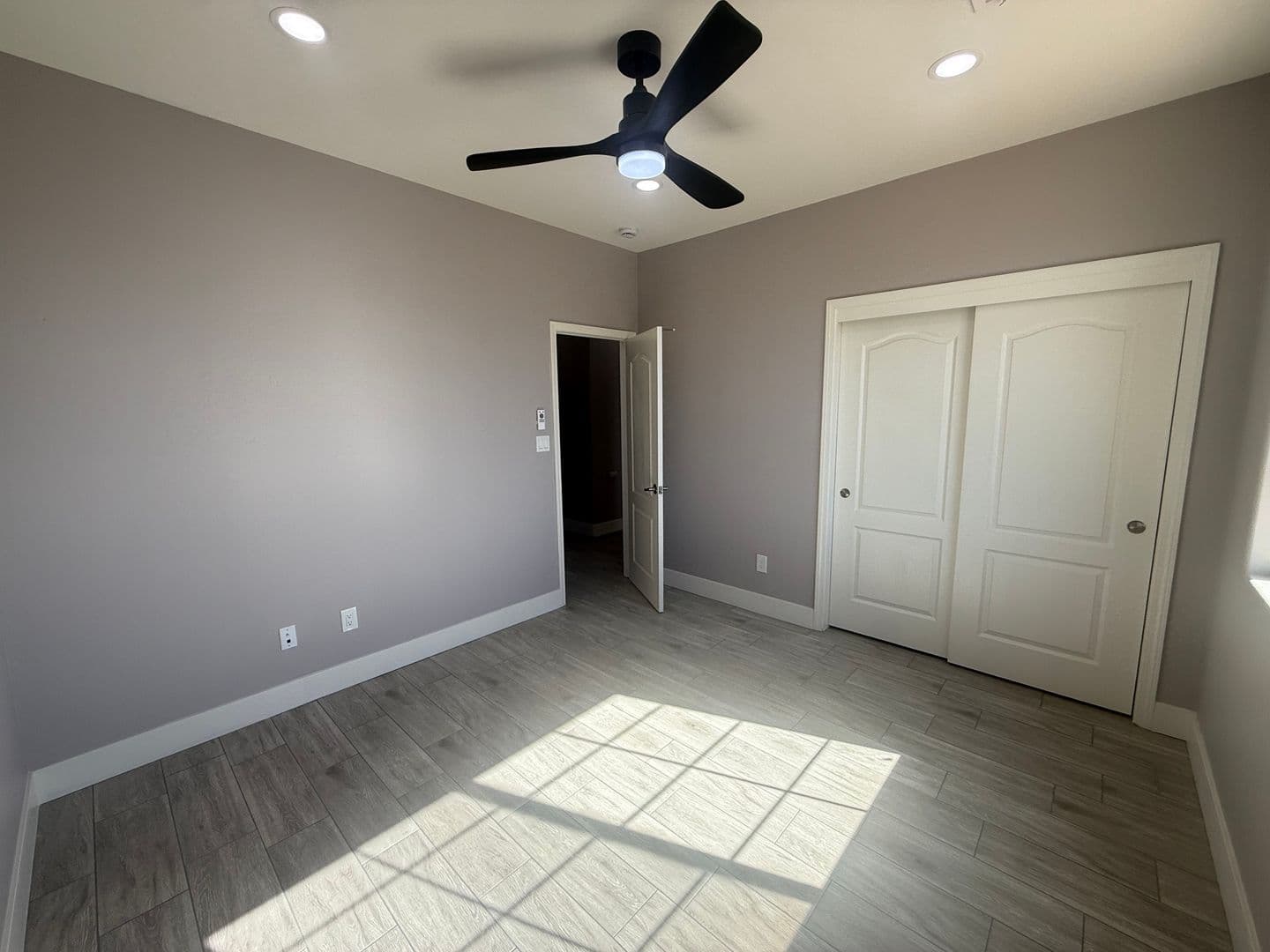 Bakersfield House: 10814 Arden Villa Dr