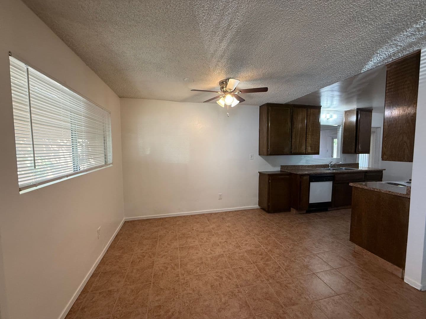 Bakersfield House: 3612 Cardamon Drive