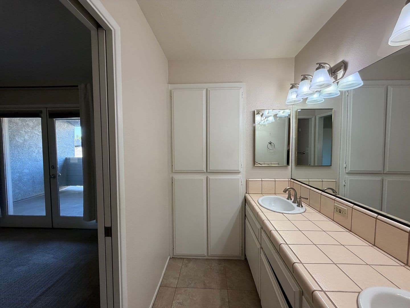 Bakersfield Condo: 7330 Stockdale Highway #19
