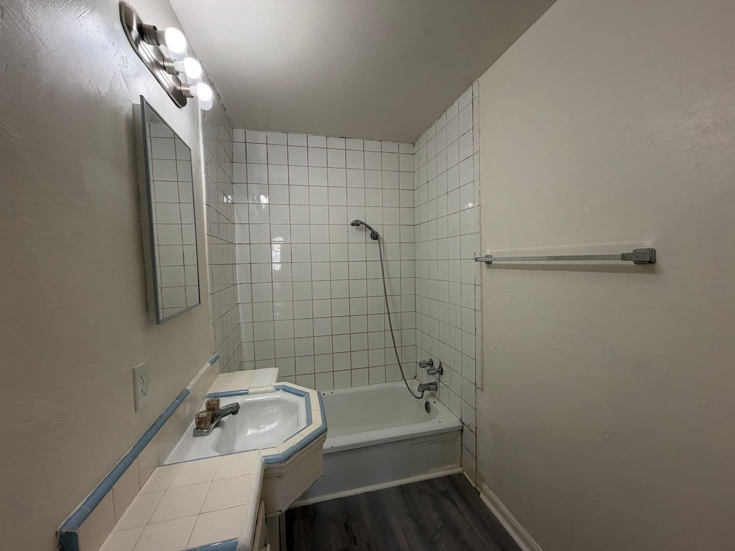 Bakersfield Apartment: 1016 Wilson Avenue