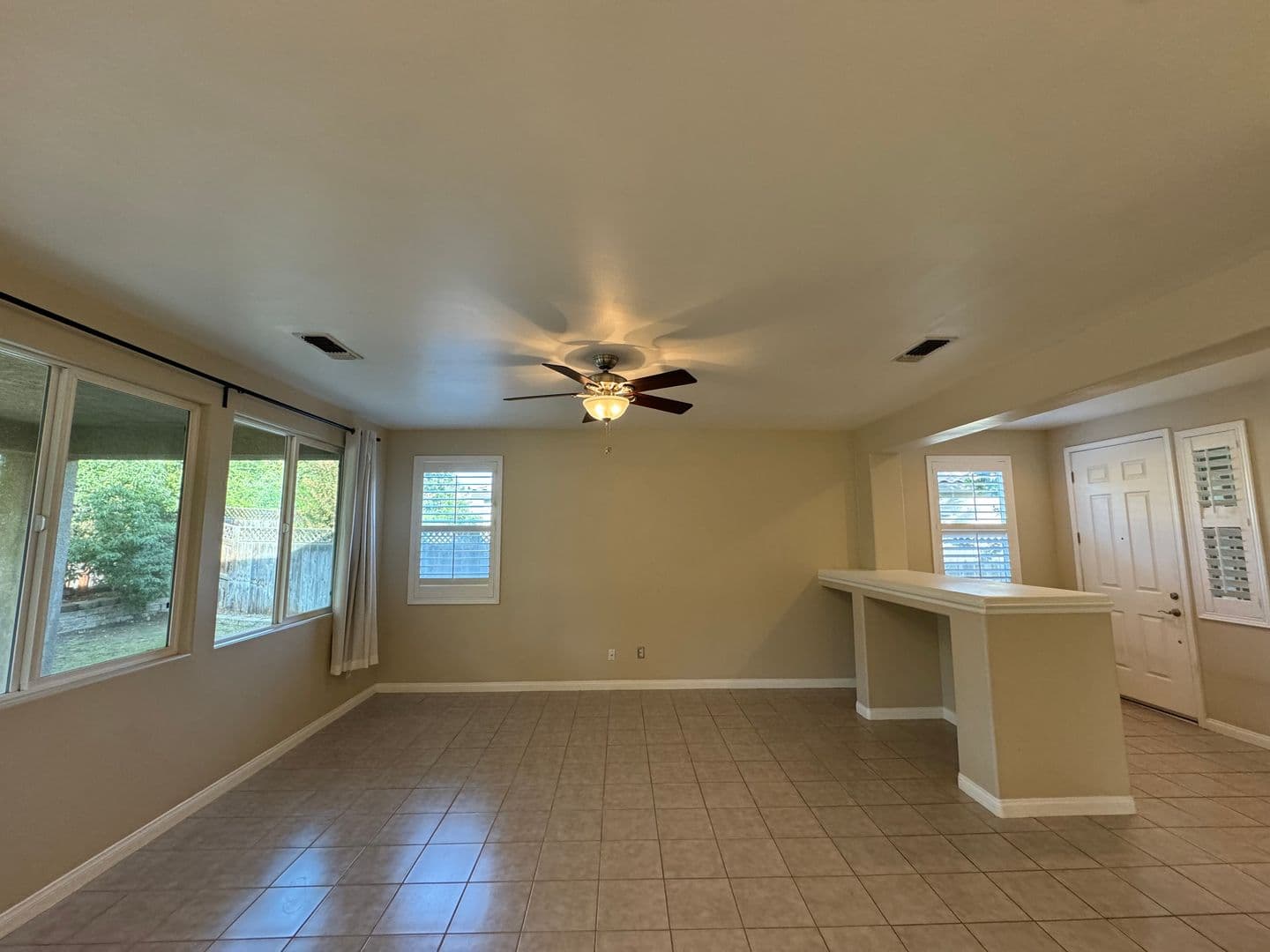 Bakersfield House: 11507 Braemar Lane